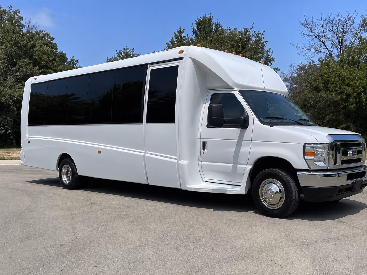 Modesto Winery Tour & Pub Crawl Transportation group transportation