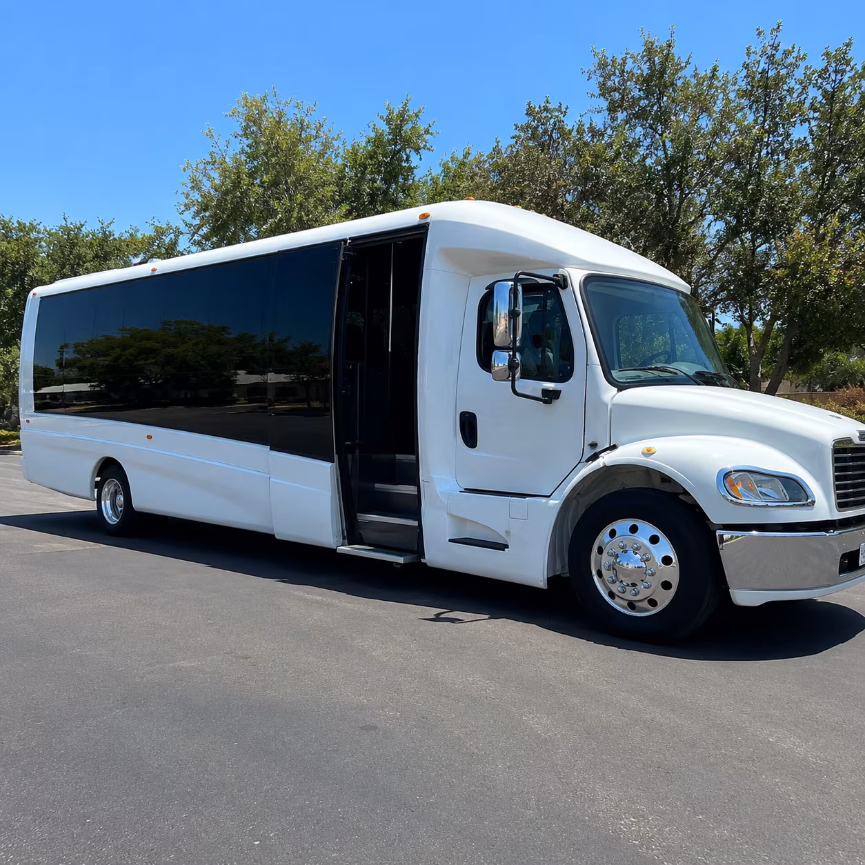 Tracy Airport Shuttles & Transportation