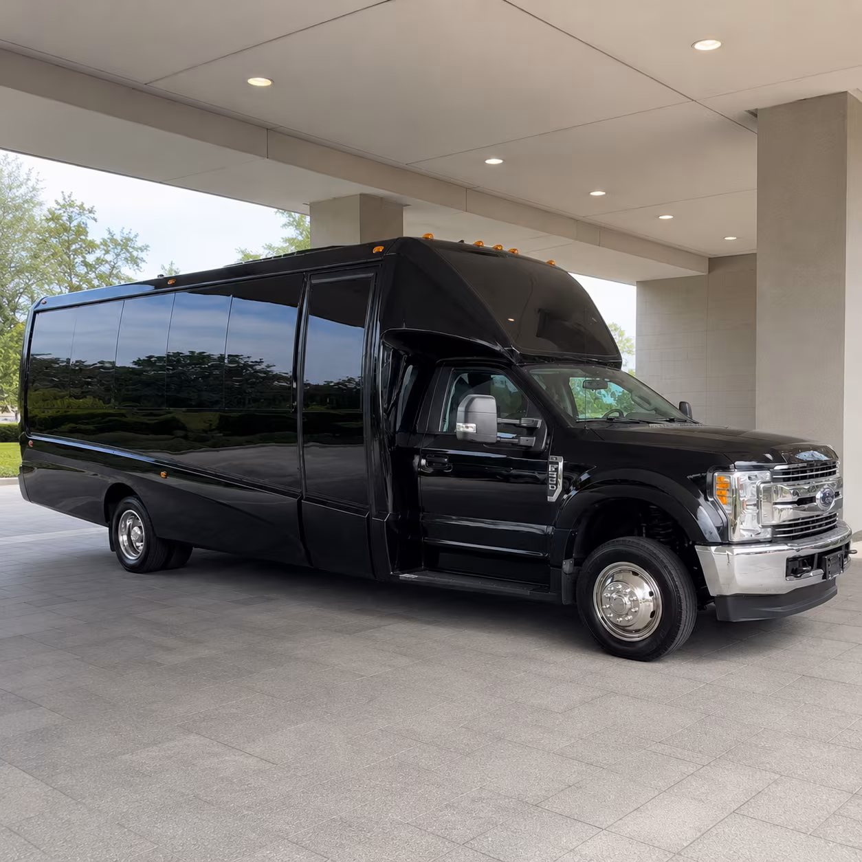 Turlock Homecoming & Prom Party Bus Rentals
